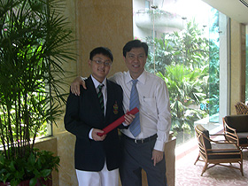 Shing Bo and Mr Allen Peh