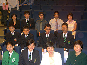 Shing Bo with Nanyang teachers and students